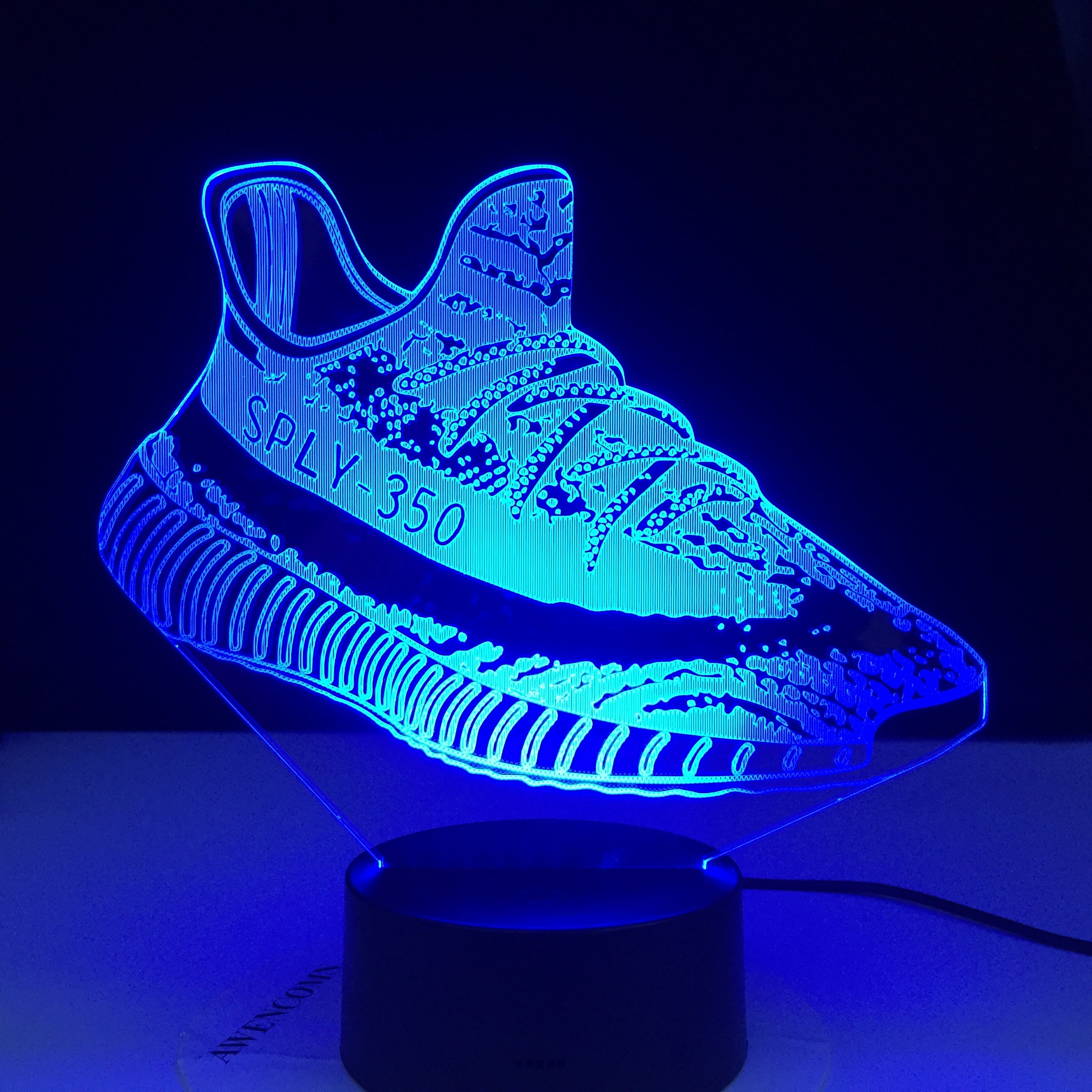Creative Usb 3D Led Touch Switch Shoes Shape Atmosphere Night Light For Sports Fans Bedroom Movement Lighting Fixture Desk Lamp