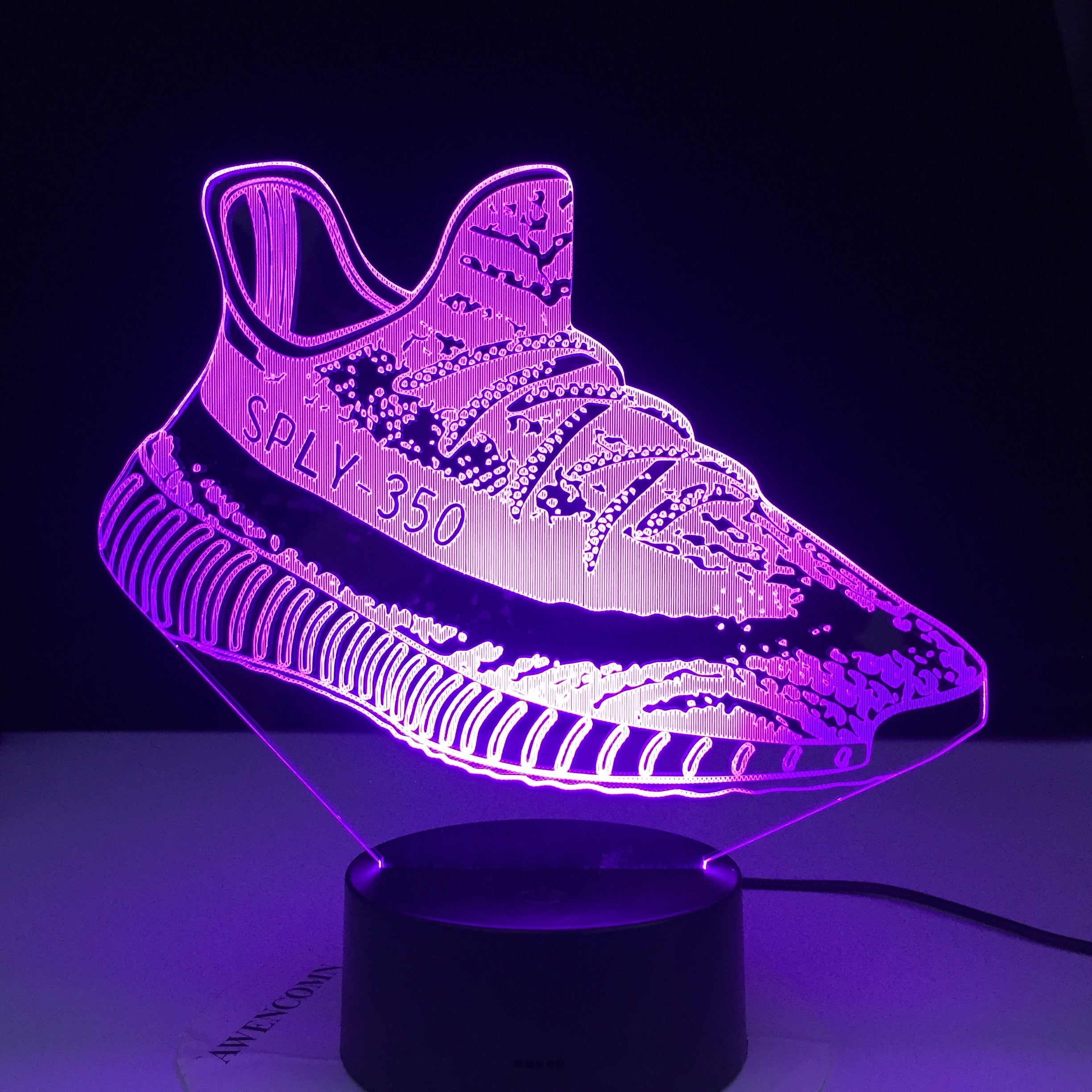 Creative Usb 3D Led Touch Switch Shoes Shape Atmosphere Night Light For Sports Fans Bedroom Movement Lighting Fixture Desk Lamp